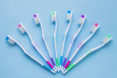 which toothbrushes do dentists recommend